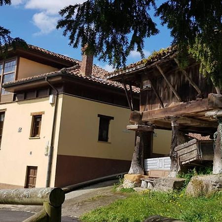 Casa La Capilla Villa Borines Екстериор снимка