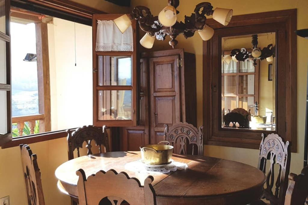 Casa La Capilla Villa Borines Екстериор снимка